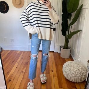 Gap Womens Cheeky Straight distressed Jeans - size 26